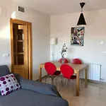 H&H Suite Train Station Apartament